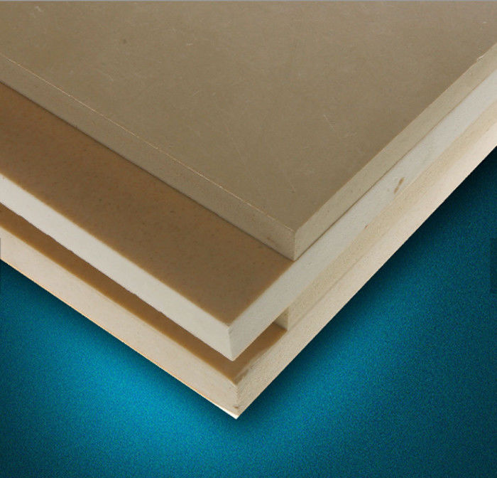 木製のプラスチック防水ハードボードは合成の合板のマットの絶縁材を広げます